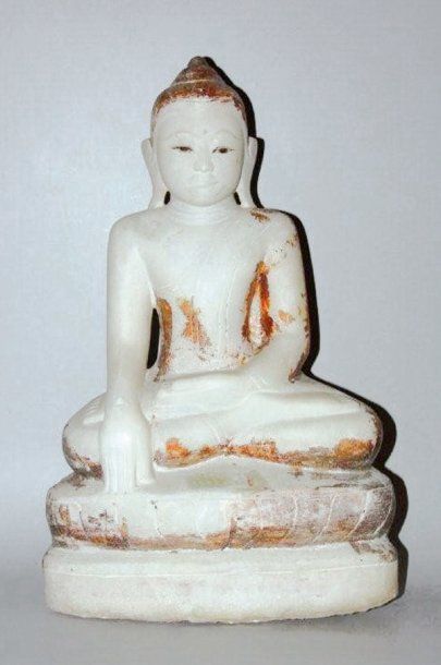 BIRMANIE, CAMBODGE, LAOS, SIAM Bouddha représenté en « Bhûmisparsha-mudrâ » geste...