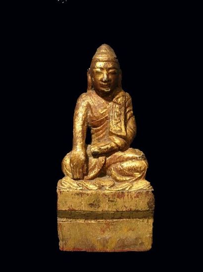 BIRMANIE, CAMBODGE, LAOS, SIAM Statuette de Bouddha. En bois laqué et doré. Mandalay,...