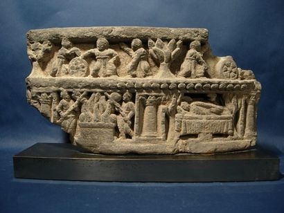 GRECO-BOUDDHIQUE DU GANDHARA (Ier - Vème siècle ap. J.C.) Bas-relief représentant...