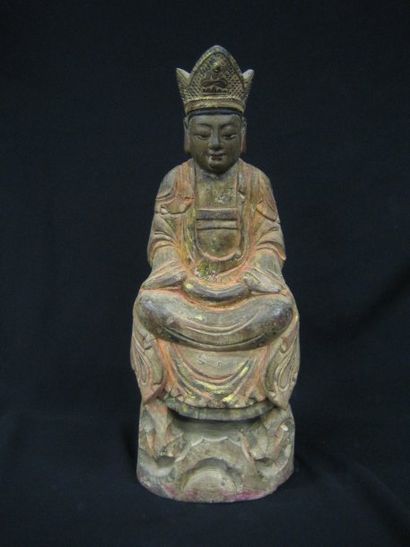 T'SING ( XVIIIe siècle ) Bodhisattva assis en méditation sur un trône, la tête ceinte...