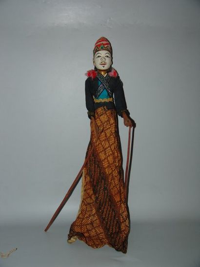 null Marionnette à tiges « Wayang Golek ». Bois sculpté et tissu. Java centre-est....