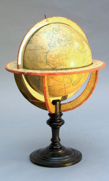 null Globe terrestre par DELAMARCHE à Paris 1860. Cartographie en bon état et bien...