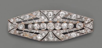 null BROCHE plaque 1920, en platine et diamants