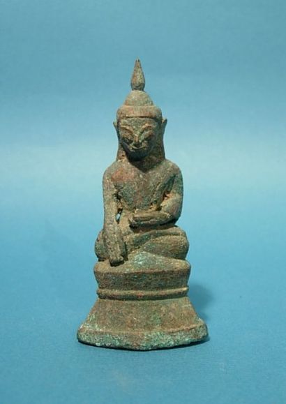 BIRMANIE - CAMBODGE - LAOS - THAILANDE Figurine de Bouddha. En bronze. Birmanie,...