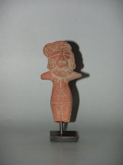 CHARSADDA (300 av. J.C.) Idole. En terre cuite. (Manque). H : 9 cm