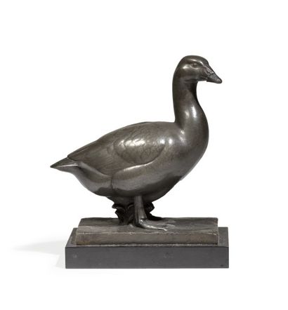 null Henri VALLETTE (1877-1962)

Oie

Epreuve en bronze sur piédouche

(accident...