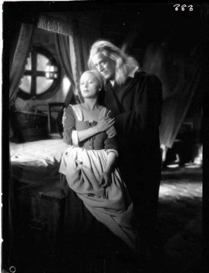 null LA BELLE ET LA BETE ALDO
Jean COCTEAU - 1946
Jean MARAIS, Josette DAY, Mila...