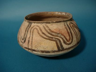 null MEHRGARH (3000 av. J.C.) Pot. En terre cuite. D : 12.5 cm