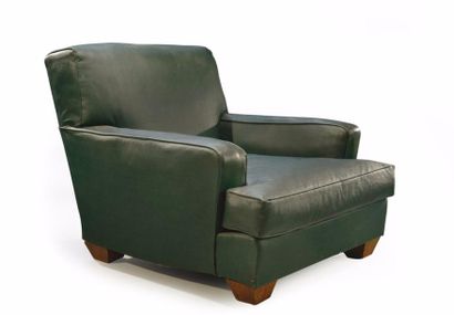 JEAN-MICHEL FRANK (1895-1941) & CHANAUX & CIE 
Important fauteuil bas entièrement...