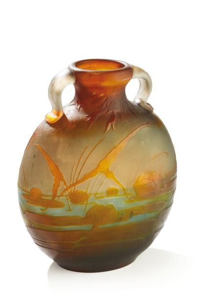 ÉTABLISSEMENTS GALLÉ Vase en forme de gourde aplatie en verre doublé vert, orangé...