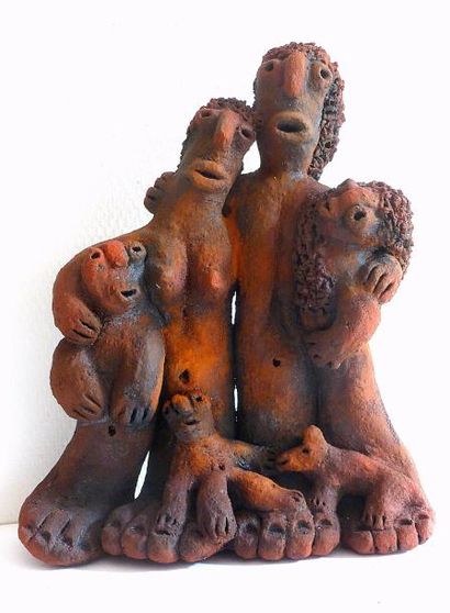 RAÂK 
Petite famille
Sculpture raku
Signé dessous
20 x 17 x 6 cm