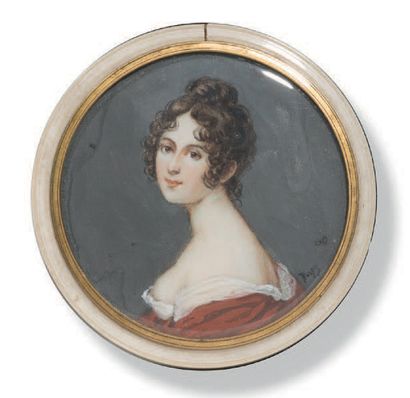 null Portrait miniature rond peint représentant Madame Récamier en buste de trois-quarts...