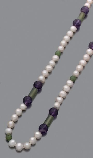 null Sautoir de perles de culture en eau douce blanches alternées de perles d'améthyste,...