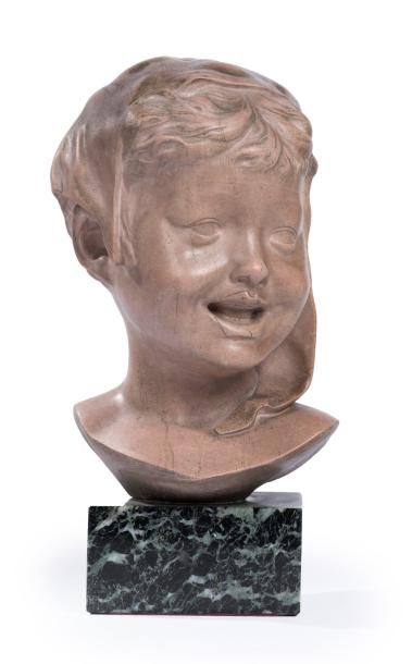 null Sculpture en pierre patinée décor d'enfant capuchonné
Socle en marbre vert de...