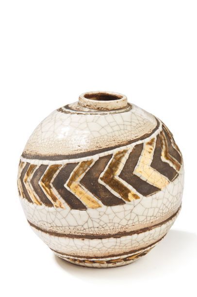 René BUTHAUD (1886-1986) Vase boule en céramique émaillée craquelée rehaussée de...