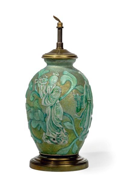 Camille FAURÉ (1874-1956) Vase monté en lampe à corps ovoïde à décor émaillé d'un...