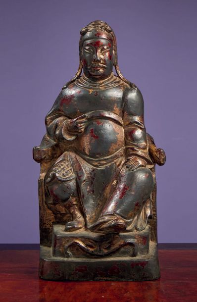 CHINE - Epoque MING (1368 - 1644) * Statuette de Guandi en bronze partiellement laqué...