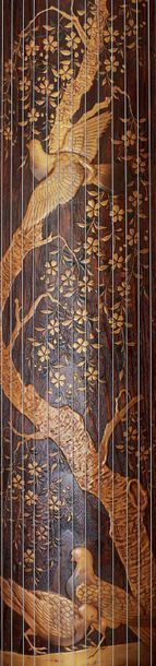 JAPON - Epoque EDO (1603 - 1868) Koto en bois à décor en hira et taka maki-e de laque...