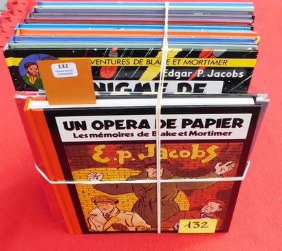 JACOBS Lot dont «Amis de Jacobs».
«Un Opéra de Papier» 1990 (rééd.) - «Le Rayon U»...