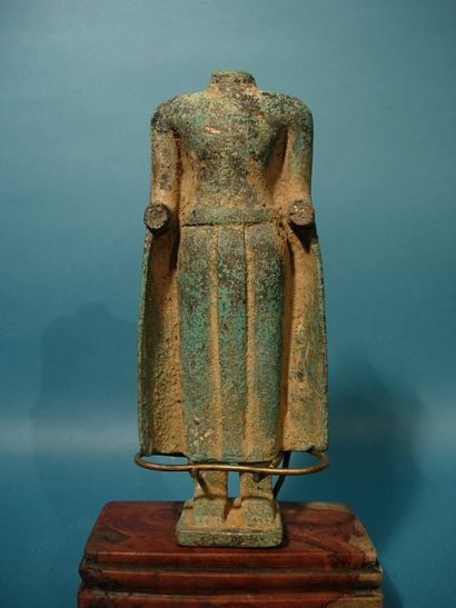 BIRMANIE, CAMBODGE, LAOS Torse de Bouddha. En bronze. Laos, Lane Xang, XVIe s. H...