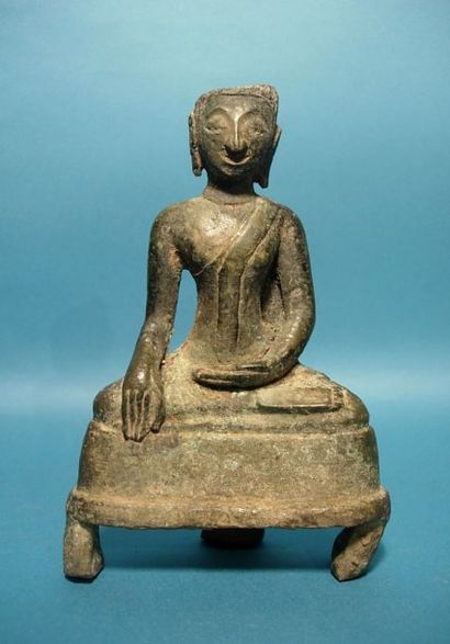 BIRMANIE, CAMBODGE, LAOS Statuette de Bouddha. En bronze. Laos, Lane Xang, XVIe s....