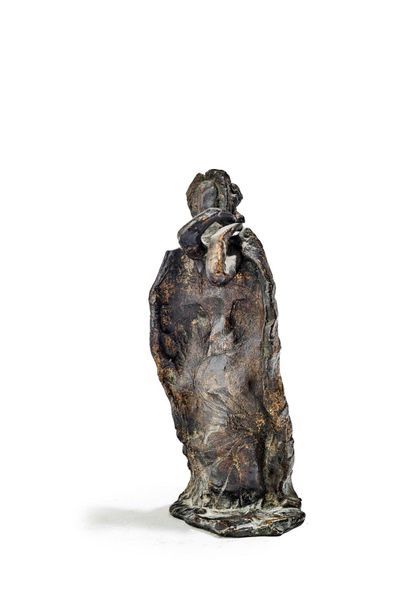 Apelles FENOSA (1899-1988) 
Jeune femme
Épreuve en bronze à patine brune et rehauts...