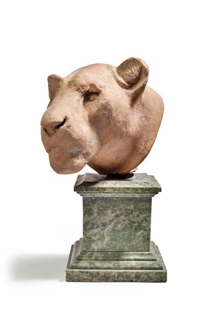 Georges Lucien GUYOT (1885-1973) 
Lioness
's head Terracotta print
Signed "Guyot"...
