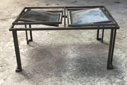 null Table-basse en métal ajouré composé de deux plateau tournant en miroir