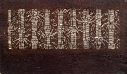 Epoque MEIJI (1868 - 1912) Douze pochoirs (katagami) à décor de fleurs et motifs...