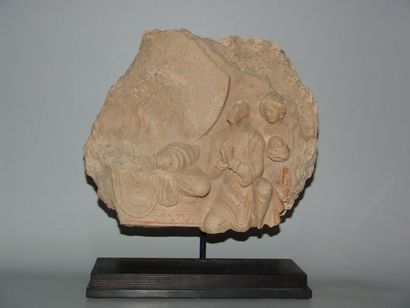 ART GRECO-BOUDDHIQUE DU GANDHARA (Ier - Vème siècle) Fragment de bas relief figurant...