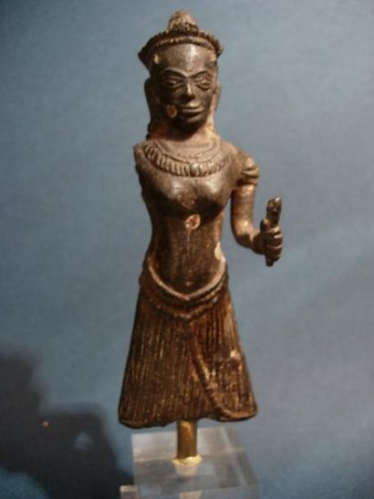 BIRMANIE - CAMBODGE - LAOS - SIAM - VIÊTNAM Statuette fragmentaire représentant Parvati,...