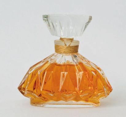 JEAN PATOU « Joy » Flacon en cristal de Baccarat, série limitée. PDO Scellé. Bouchon...