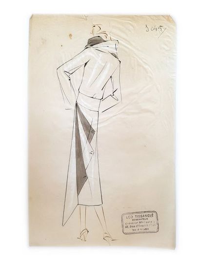 PATOU Lot de 14 dessins de mode de Leo Tissandié, sur calque à l'encre noire et ocre,...