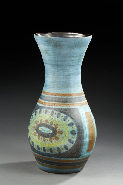 JEAN de LESPINASSE (XXème) 
Important vase pansu en céramique émaillée à décor de...