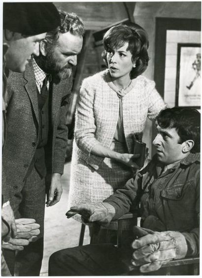 8 Photos originales - QUATERMASS AND THE PIT - 1967 Lot de 8 photos originales en...