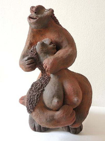 RAÂK La femme au minotaure / Céramique raku / Signé dessous / 31 x 18 x 30 cm