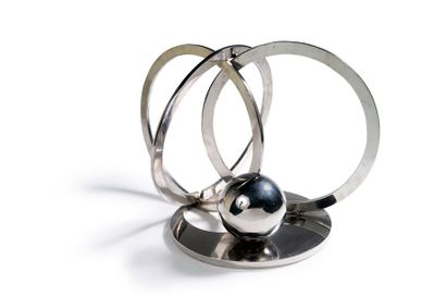 Rosette BIR (1926-1993) Trois cercles, une sphère, circa 1988 Inox poli brillant...