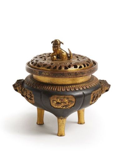 JAPON, Sawasa - Début Epoque EDO (1603 - 1868), XVIIe siècle Brûle-parfum tripode...