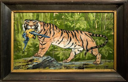 Ary GAMBARD (XXème) Tigre chassant
Panneau décoratif en carreaux de céramique émaillée...