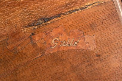 Émile GALLÉ (1846-1904) Suite de quatre tables gigognes en hêtre à décor pinsons,...