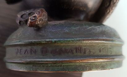 Jean DUNAND (1877-1942) «Cobra dressé»
Sculpture formant presse-papiers en bronze...