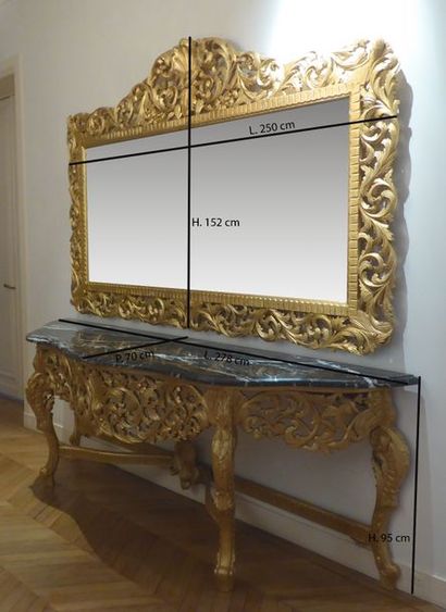 null Console et miroir

Console : H. 95 cm. L. 278 cm. P. 70 cm.

Miroir : H. 152...