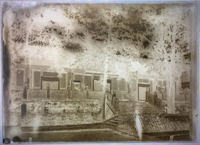 Roberte de Semallé (1839-1946) Ensemble de 13 négatifs au collodion sur verre représentant...