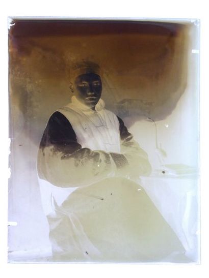 Robert de Semallé (1839-1946) Ensemble de 15 négatifs au collodion sur verre représentant...
