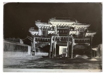 Robert de Semallé (1839-1946) Ensemble de 20 négatifs au collodion sur verre représentant...