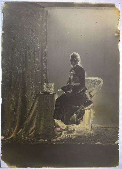 Robert de Semallé (1839-1946) Ensemble de 21 négatifs au collodion sur verre représentant:
-...