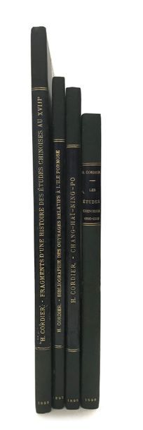 Cordier, Henri Quatre ouvrages:
- Bibliographie des ouvrages relatifs à l'Île Formose,...