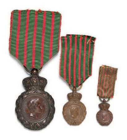 France MEDAILLE DE SAINTE-HELENE, instituée en 1857
Trois médailles de Sainte Hélène,...