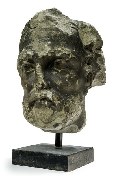 null Tête d'homme barbu (un saint ?) Pierre sculptée.
Fin du XVIIe siècle.
H. 36...