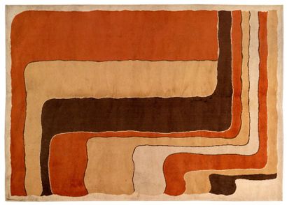 TRAVAIL 1970 Tapis en laine à décor abstrait orange et jaune-beige
Dimensions: 296...